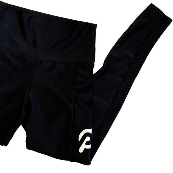Peloton Women’s S Black High Rise Ribbed Pocket Logo 7/8 Workout Leggings - Picture 7 of 11